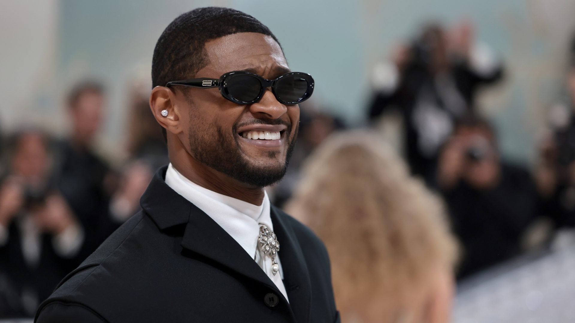Usher Reportedly Plans To Launch World Tour Following 2024 Super Bowl Halftime Performance