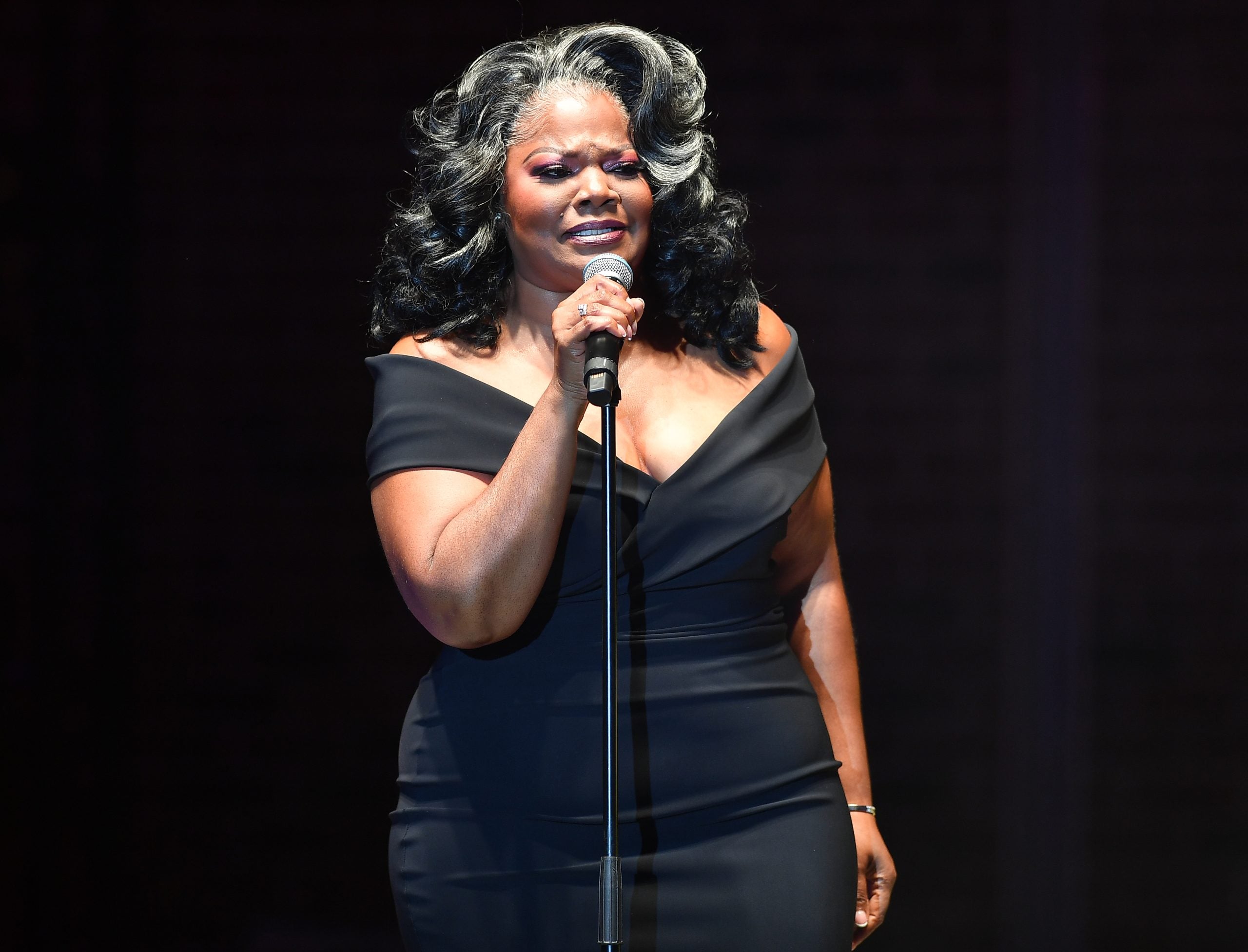 Mo’Nique Thanks Fans For Urging Her To See Doctor About Her Swollen Neck: 'It Was Actually My Thyroid'